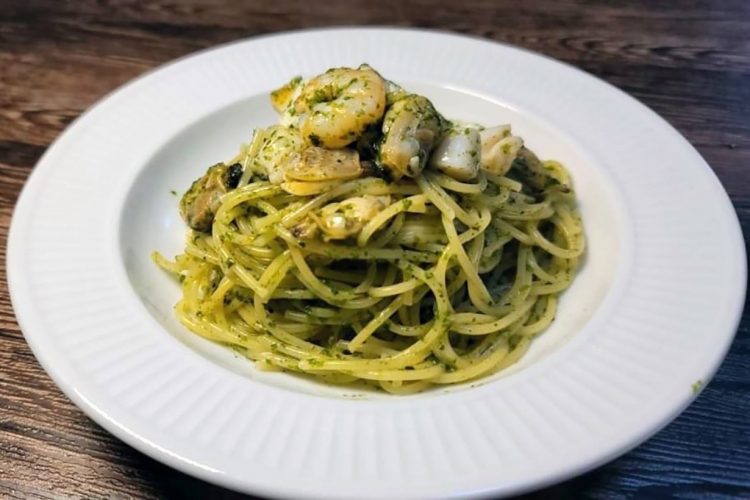 あおさ海苔としらすのパスタ – おさしみわかめの光海藻