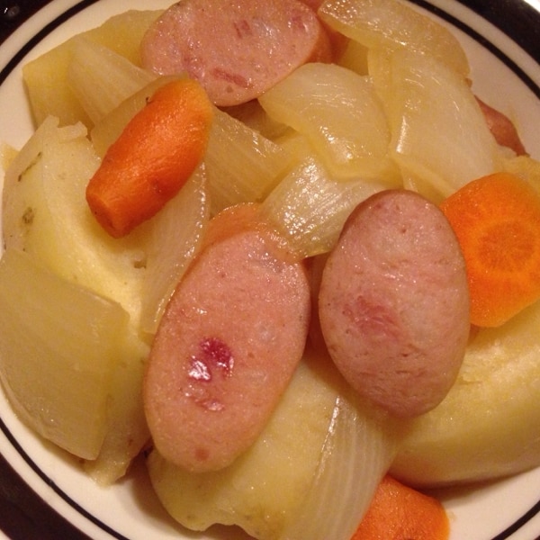 ウインナーとじゃがいものチーズオムレツ