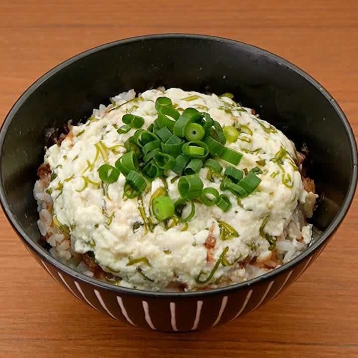 豆まめふわとろ丼