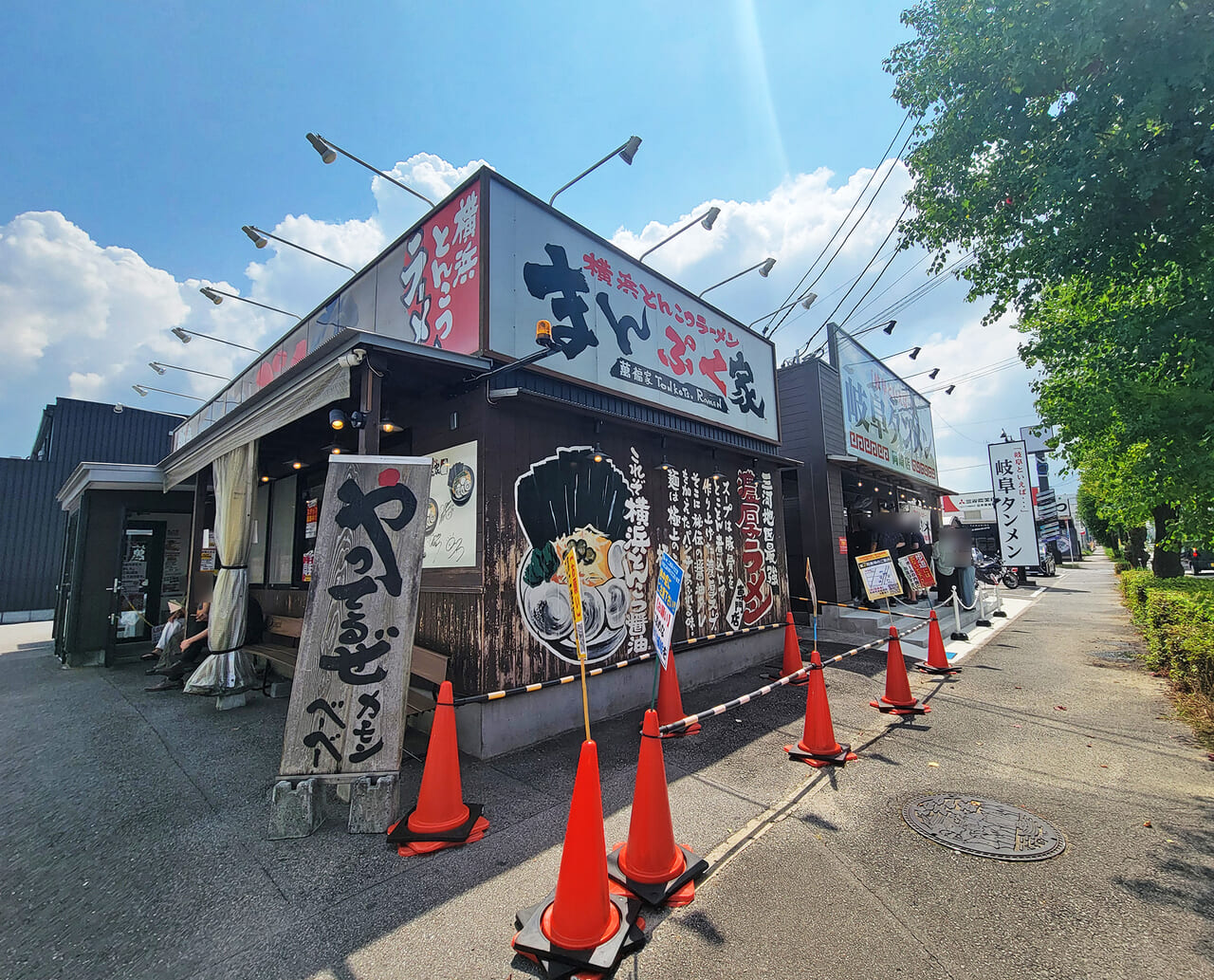 岡崎周辺情報はこちら ▷ @okanyus 📣 開店情報岐阜タンメン系列のブランド「カプサイメン」が岡崎に登場予定🔥2025年9月末、上和田町にてオープン予定とのことです✨ 唐辛子×にんにく×ひき肉×卵の、クセになる旨辛ラーメン🍜「1回食べたら病みつき！」という声も