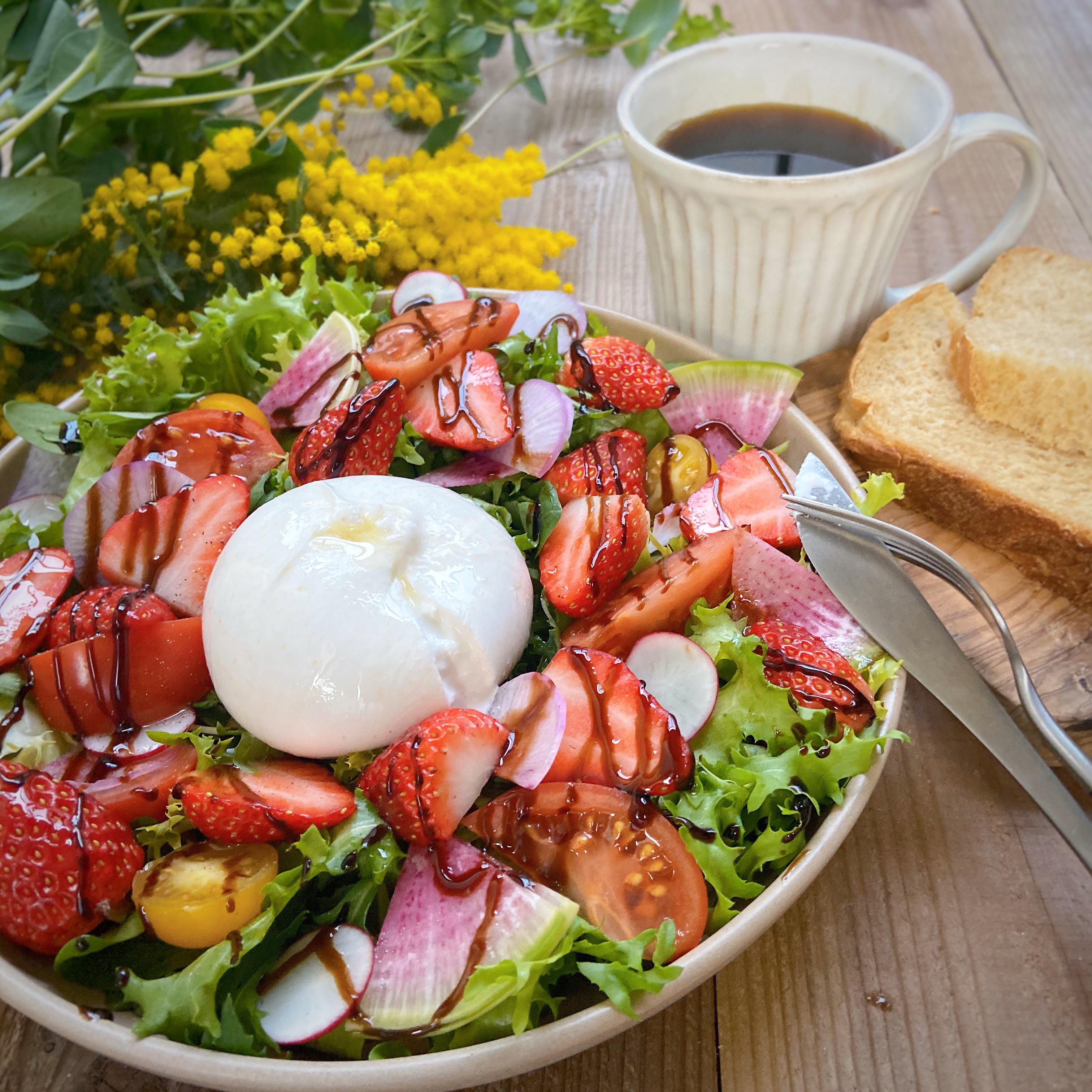 ブラータのグリーングリーンサラダチェスコ株式会社