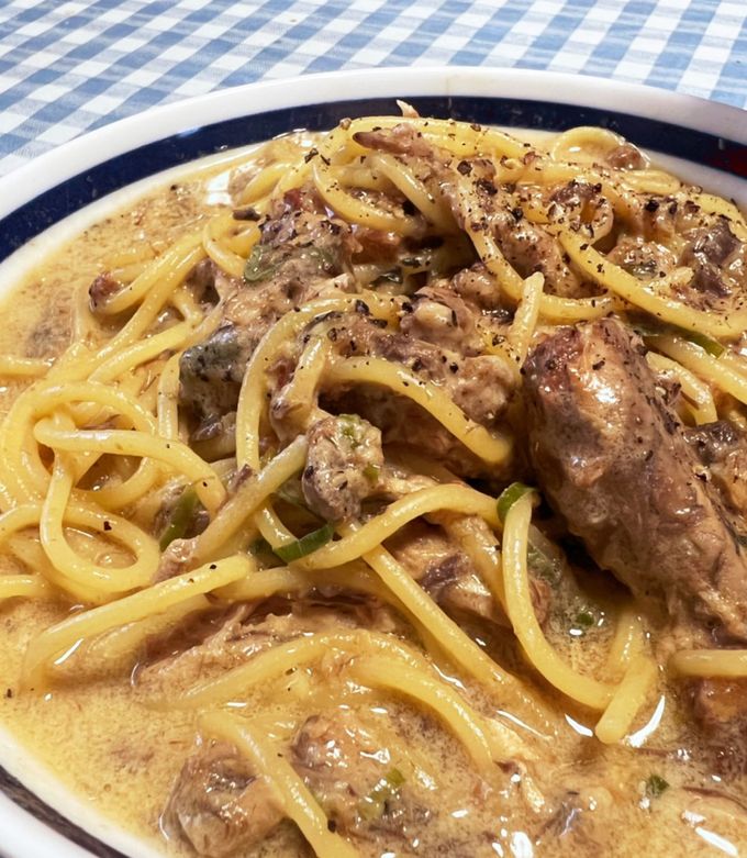 サバ缶でクリームパスタ