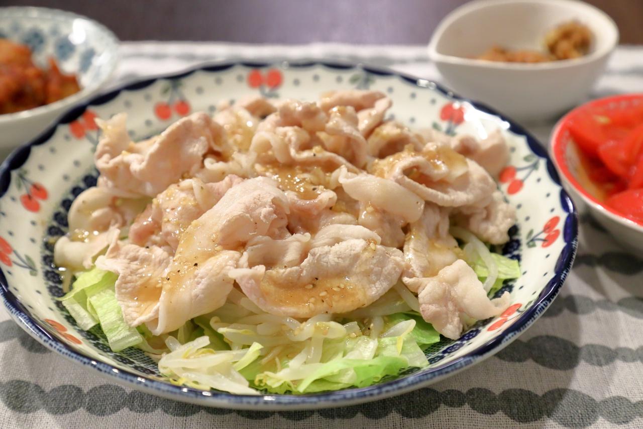 ランチ。暑くなりました。素麺で・。「豚しゃぶとニラだれそうめん」おひとりさまの「夕ごはん」Ⅱ