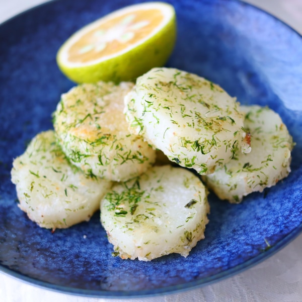 チーズ×青のり×ペッパーやみつき長芋の唐揚げ