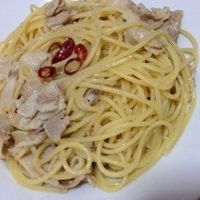 カリカリベーコンとにんにくが美味しい！クレソンのペペロンチーノ