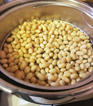 レシピ 圧力鍋で2分蒸し大豆の作り方医食同源 byりさ