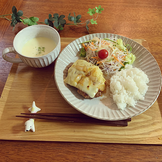 ひと皿でハンバーグプレートクラシル