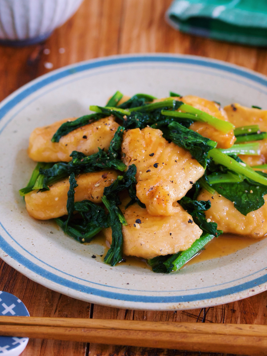 小松菜と塩麹鶏胸肉のオイスター炒め レシピ・作り方 by BONDIBEACH - 楽天レシピ