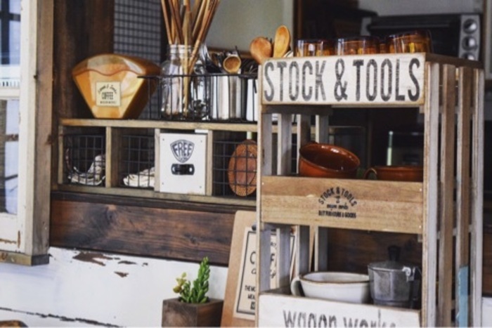 Amazon.co.jp:ニトリ NITORI 見せる収納がおしゃれなコーヒーテーブル 石目調 HO1 3941 ホワイト 8761117 :ホーム&キッチン