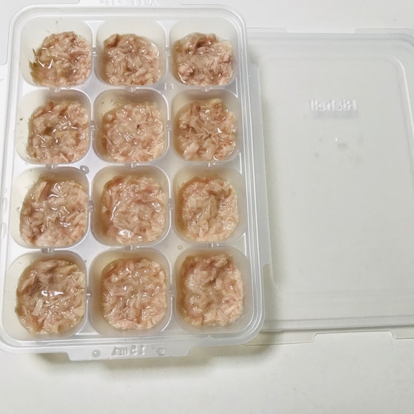 赤ちゃんにツナ缶を食べさせて大丈夫？レシピや塩抜きについて - 幼児食・離乳食の宅配ならファーストスプーン first spoon