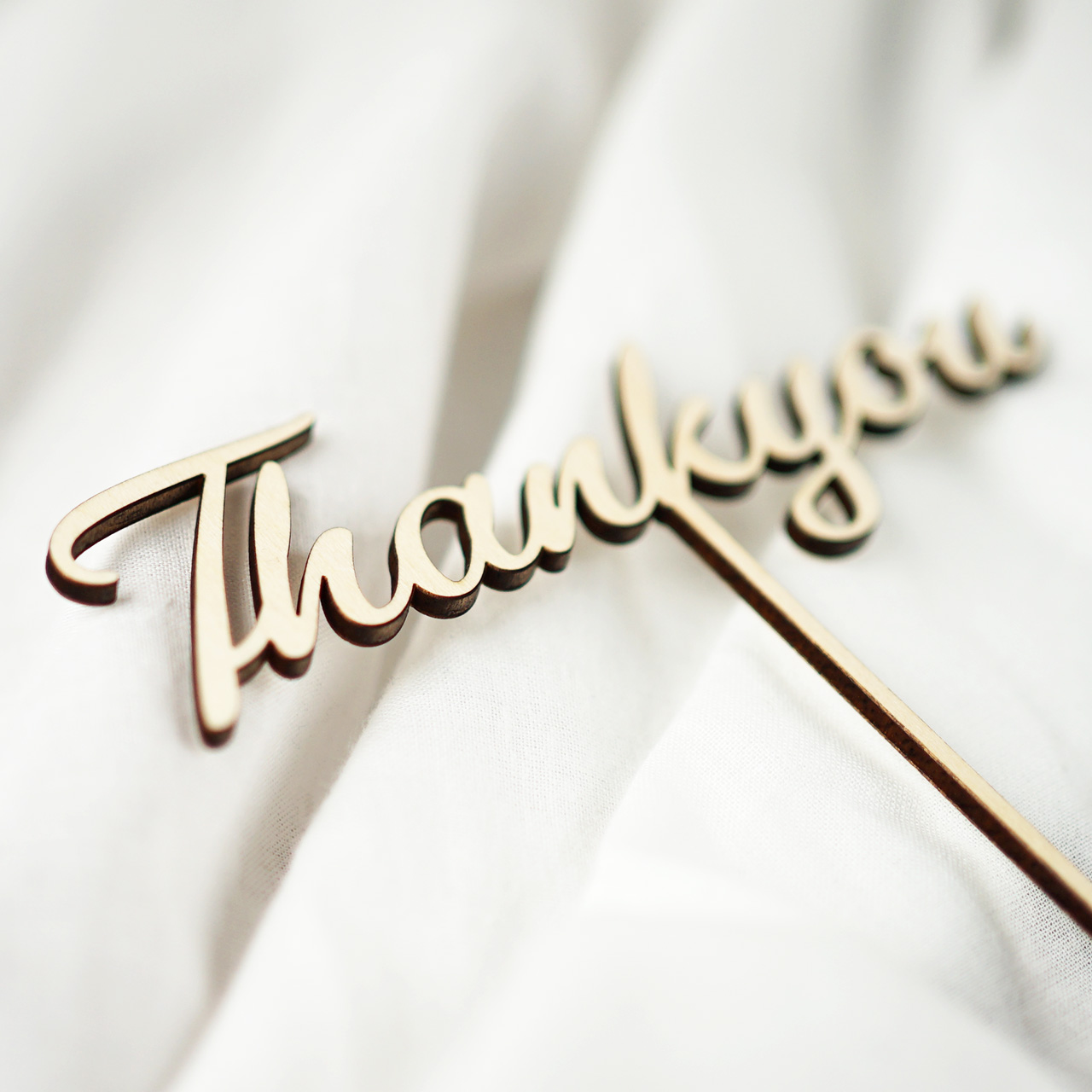 ずっと眺めていたい美しすぎるアニバーサリーケーキ Henri & Sylvia│ ヒトサラマガジン