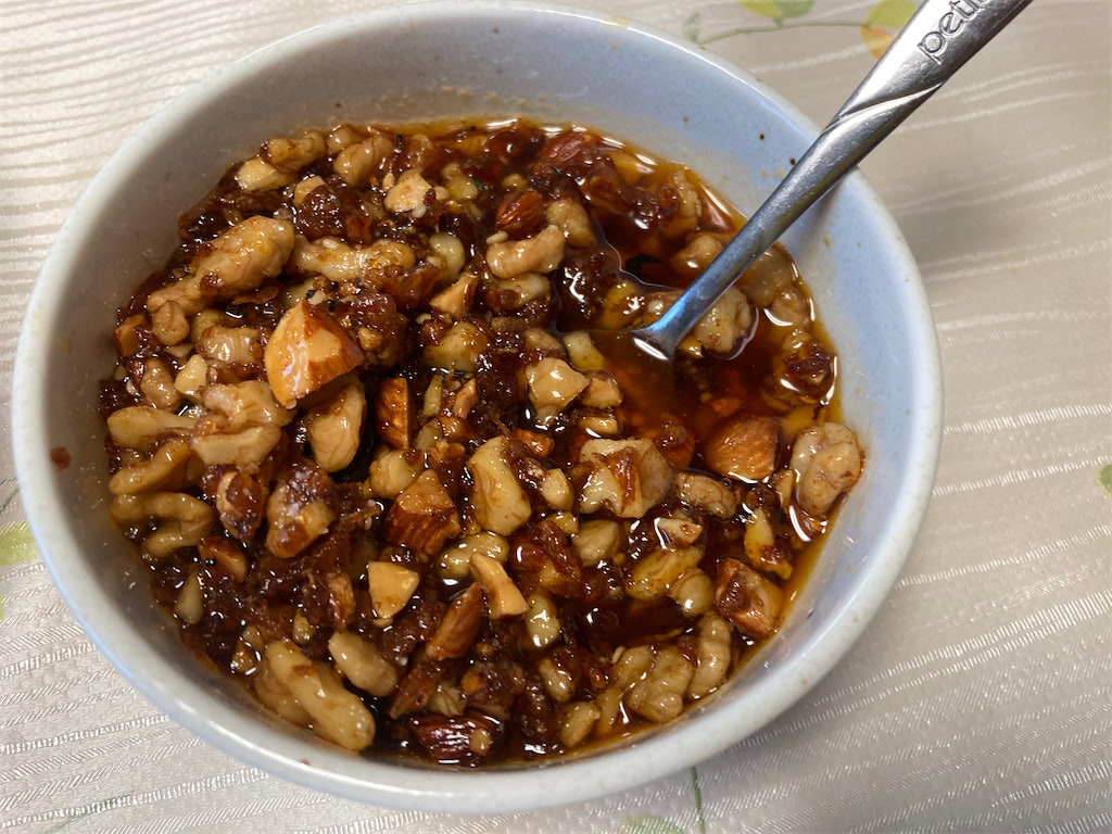 農家直伝 え、手作りできるの？「具材ゴロゴロ！食べるラー油」白メシ爆消＆何にでも合う神調味料かよ!?『あたらしい日日』こんな時代のニューノーマルな暮らし方。食と農、生活情報をお届けします