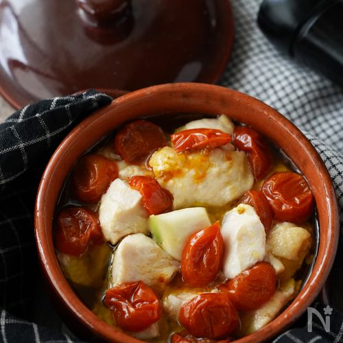 時短で簡単！鶏胸肉のアヒージョ風