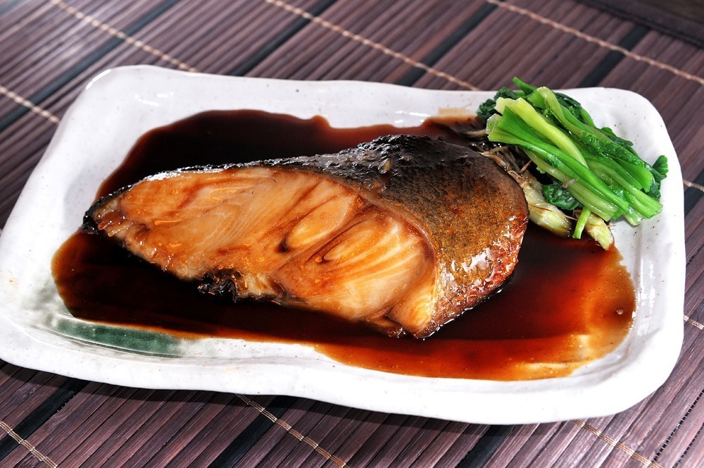 魚の煮付けの黄金比レシピを教えます！ 魚の種類によって調味料を変えるべし - dressing ドレッシング