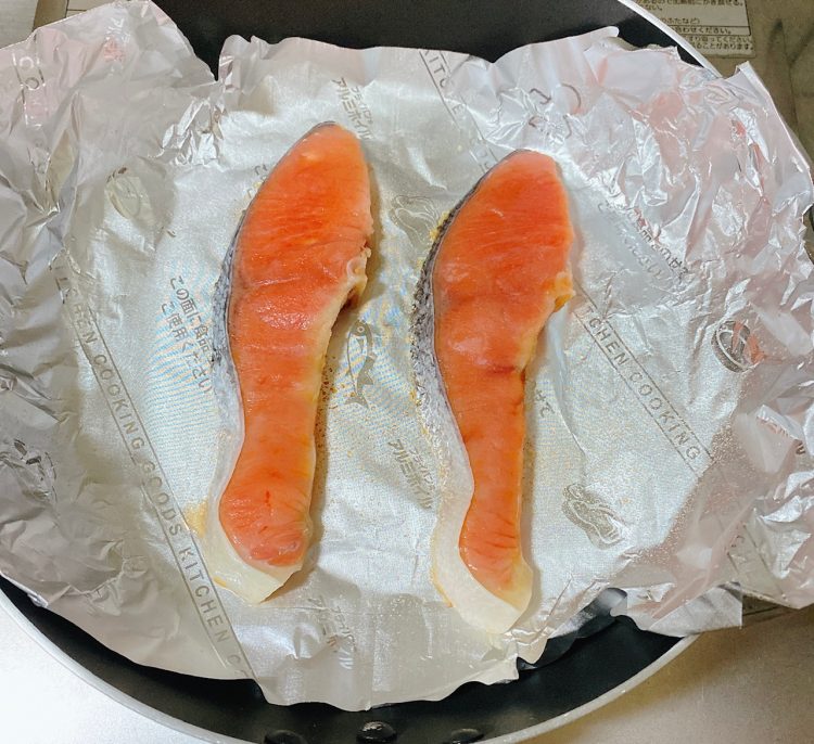 魚焼きグリルを使わない！フライパンできれいな焼き魚を焼く方法ハウジーマガジン