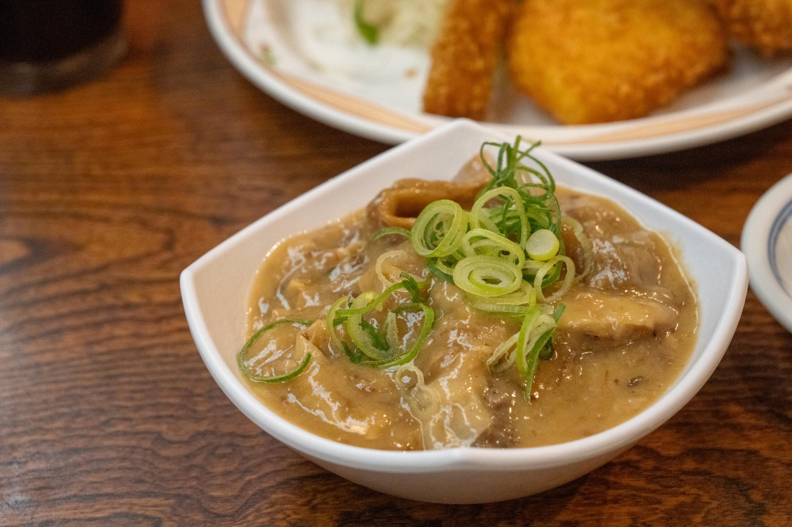 大阪のどて焼き 白味噌 西京みそ でコトコト煮込んだコクのある どて焼き です♪ - YouTube