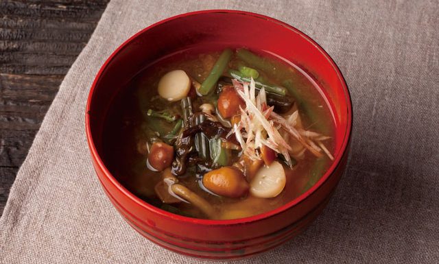 わたけんコラムNo.23 あなたでもできる郷土料理－ミズたたき作ってみた！－暮らしのコラム - 「ふじさとのいきかた」 藤里町移住促進サイト