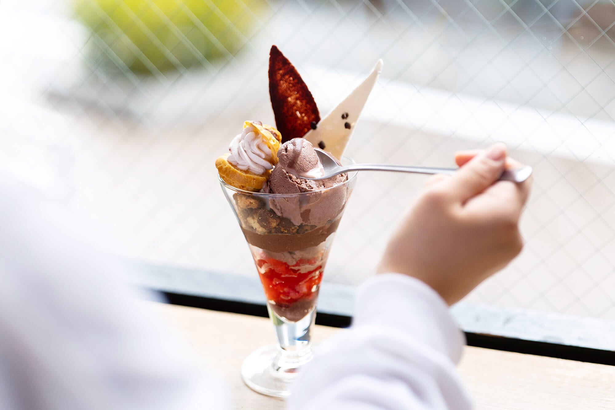 チョコレートパフェ」って英語でなんて言う？ 週末英単語- ENGLISH JOURNAL