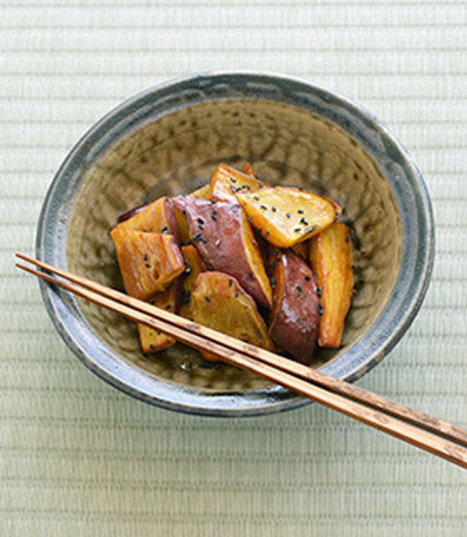 いつもの「大学芋」に戻れなくなる 。タレを作るときに入れるともっとおいしくなる“意外な隠し味”