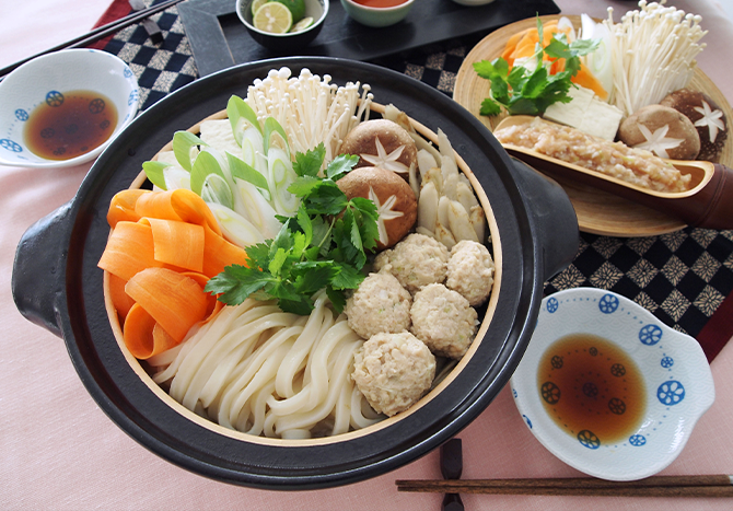 塩ちゃんこ鍋 具材の旨味たっぷり！冬のご馳走鍋🍲