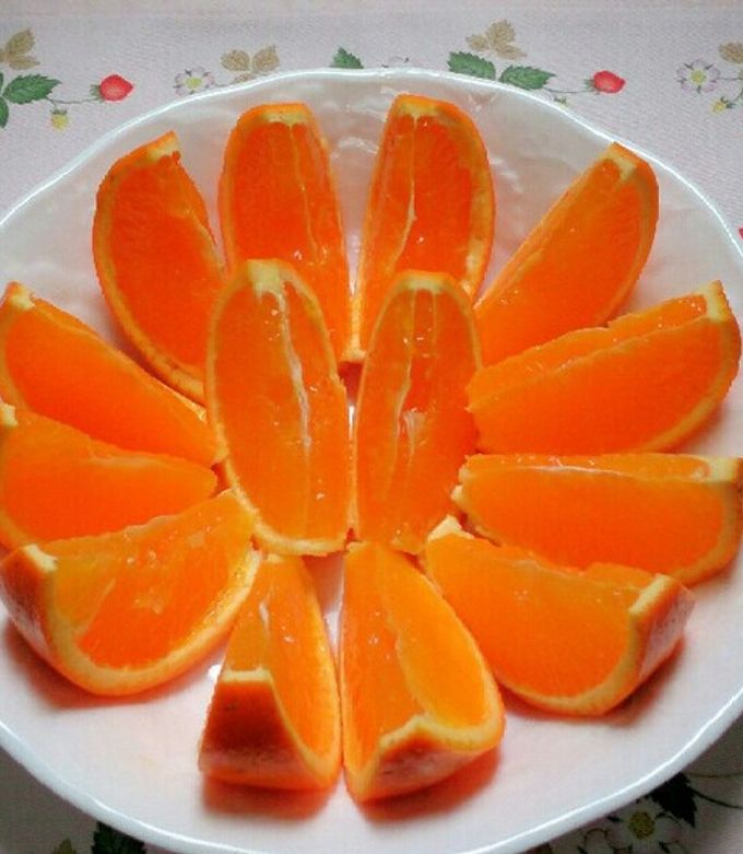 オレンジの食べやすい、おしゃれな切り方紹介