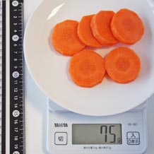 Amazon.co.jp: 伊藤園 1日分の野菜 にんじん&しょうがMIX にんじん1本分のβ-カロテン 200ml×24本 紙パック :食品・飲料・お酒