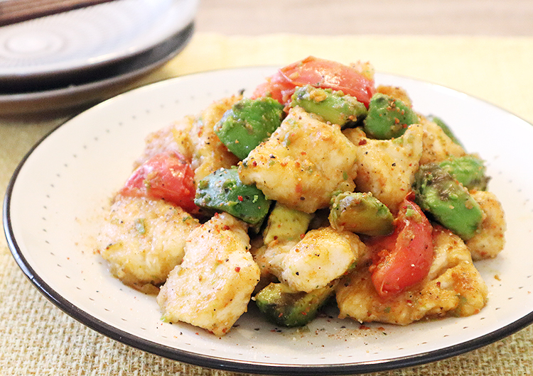 鶏むね肉とアボカドのポキ風ごはん