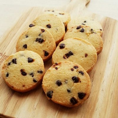 絶対喜ばれる！！おいしいチョコチップクッキ