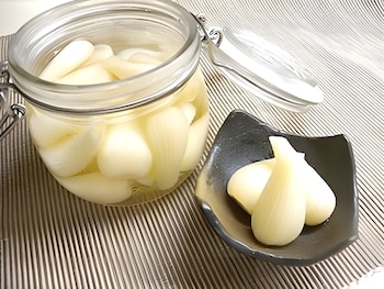 プロが解説 らっきょうの漬け方。「甘酢漬け」と「塩漬け」2つのレシピ三越伊勢丹の食メディアFOODIE フーディー