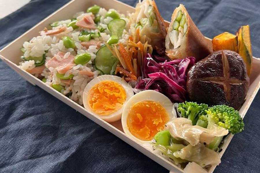 滝沢眞規子、色鮮やかな「タキマキ弁当」披露！「きれい」「レシピ教えて下さい」の声 - スポーツ報知