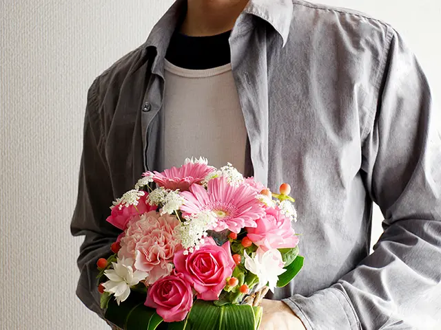 青デルフィニュームのコーンブーケ 造花 ウェディングブーケ フォトウェディング サムシングブルー ブーケ HanaSakie 通販10701453Creema クリーマ