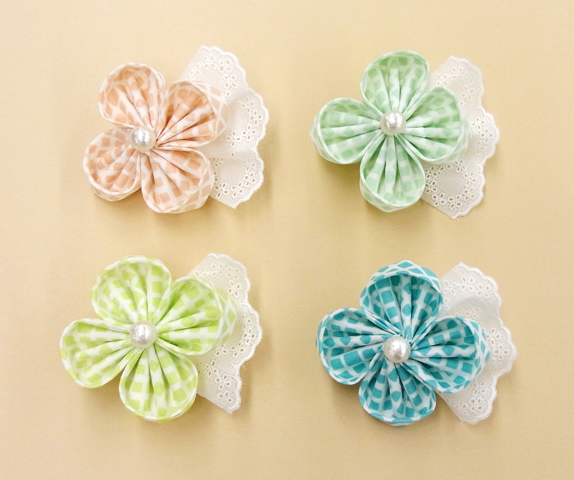 コサージュやアクセサリーに*布・フェルトで簡単!お花の作り方キナリノ