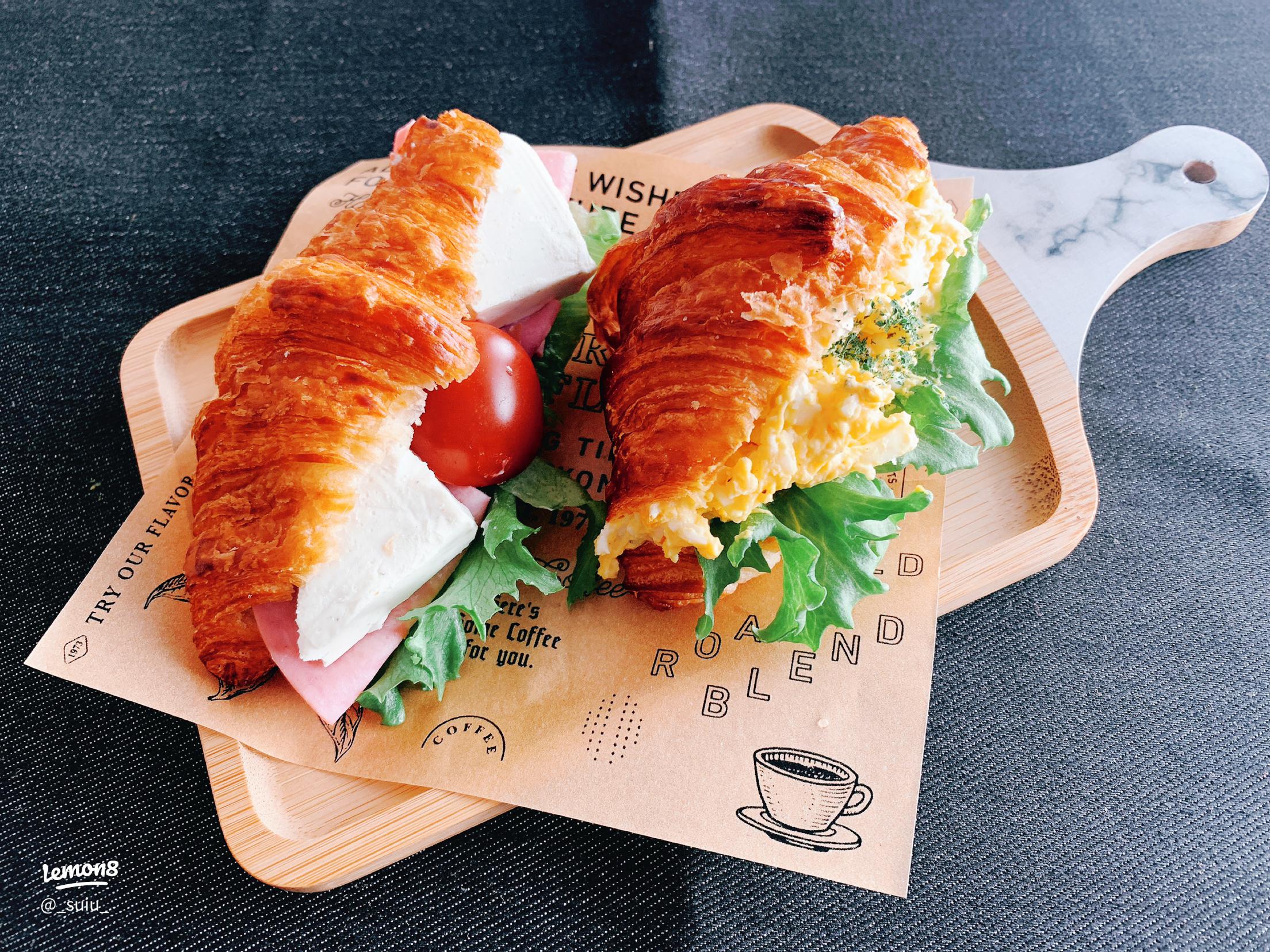 コストコ新商品 アメリカの人気ベーカリーカフェの「クロワッサンサンド」が冷凍食品に！食品・食材フード・レシピMart マート 公式サイト光文社