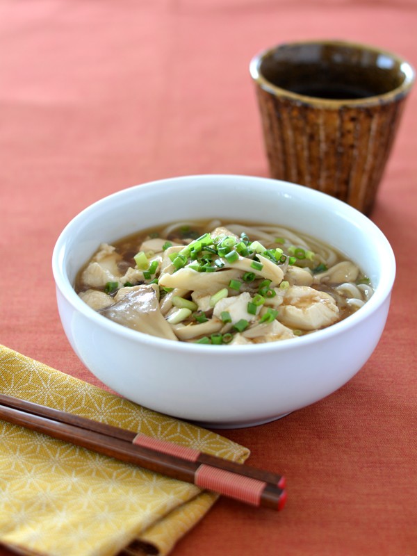 火&包丁いらずの簡単スタミナごはん!ニラキムチ豆腐のせうどん