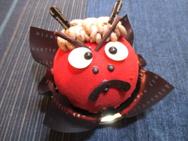 シャトレーゼ、「鬼ケーキ」「恵方巻ロール」「金棒大福」など節分スイーツを期間限定発売 - 日本経済新聞