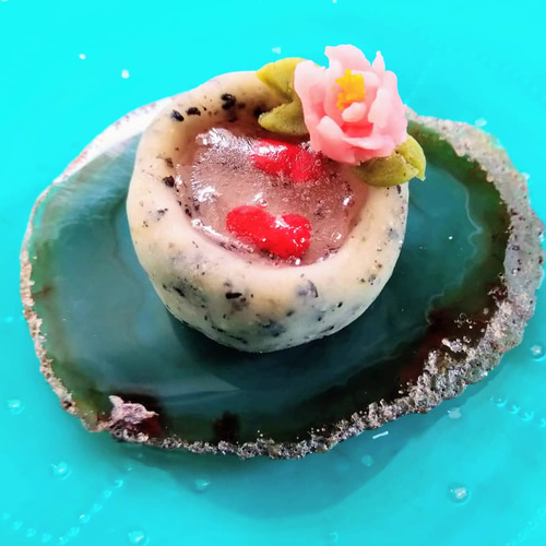 8月の和菓子 練り切り: 今村学園職員のブログ