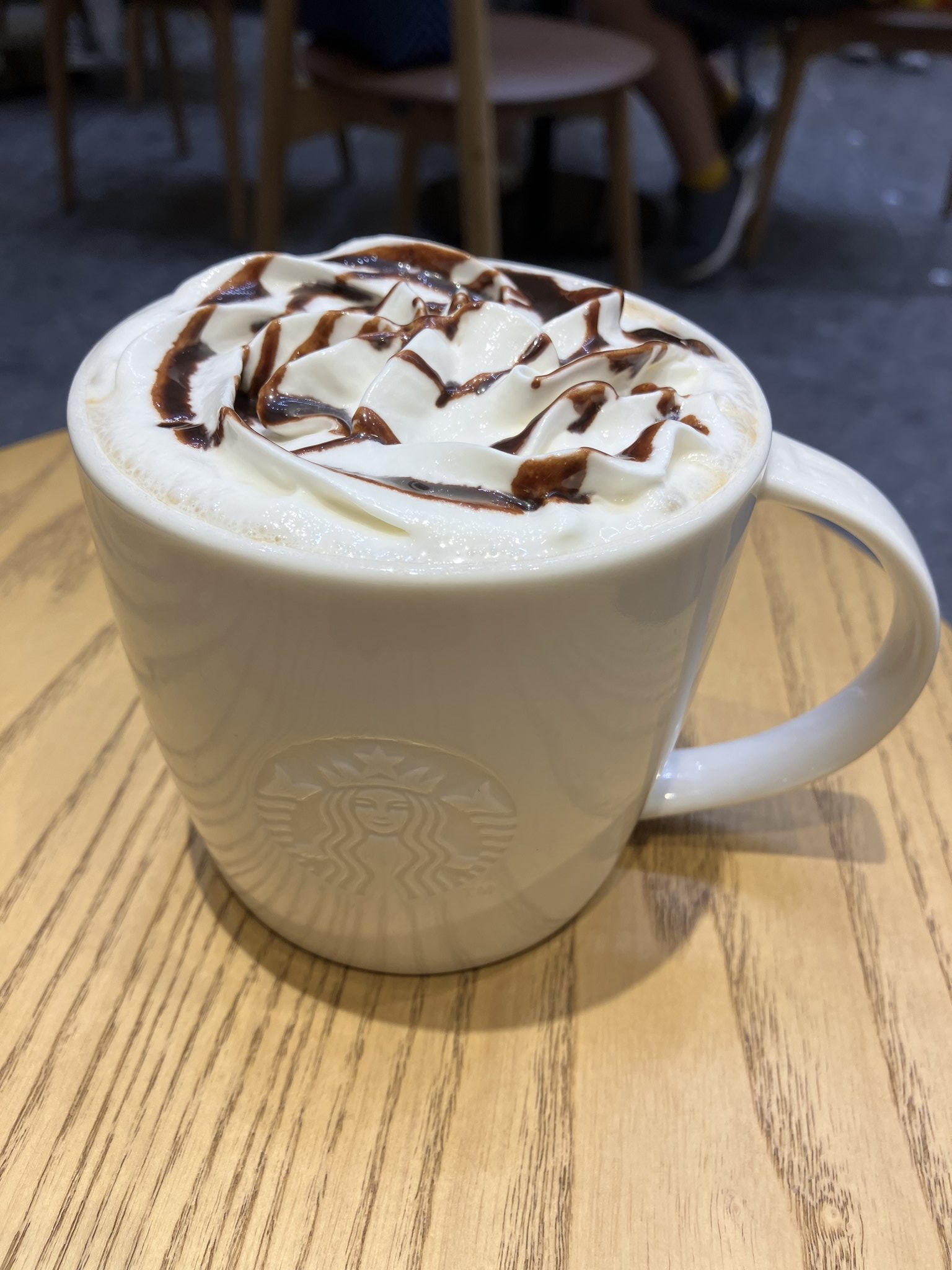 スタバ トリプルエスプレッソラテのカロリーカスタマイズまとめ!Tokyo Cafe