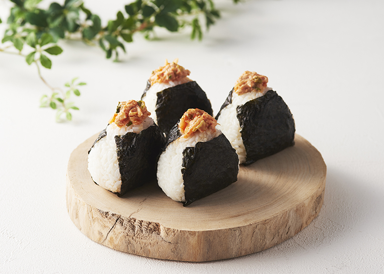 ツナマヨおにぎり進化系 ご飯に味付けると高級感♪「白だし」と「こしょう」をご飯に混ぜて握ってみた!『あたらしい日日』こんな時代のニューノーマルな暮らし方。食と農、生活情報をお届けします