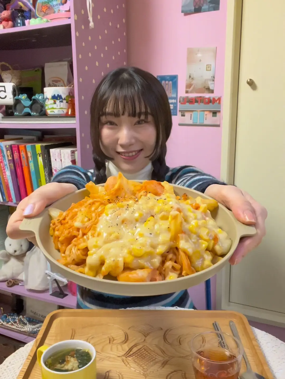 カルボナーラ風プルダックポックンミョン 牛乳で作ったら美味しすぎた! - YouTube