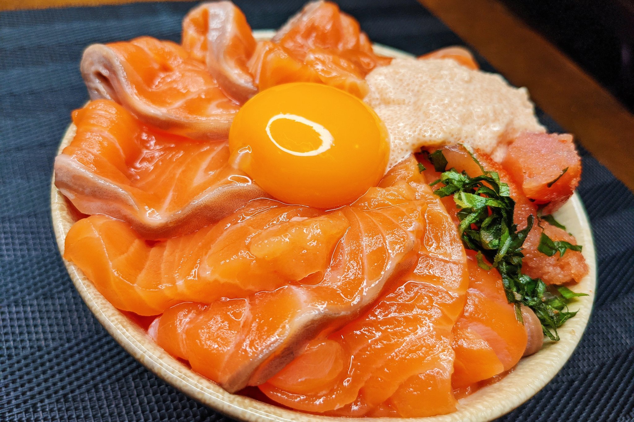 お刺身の新しい食べ方を発見！和えるだけで丼ぶりが作れる便利なたれ 画像1 6- レタスクラブ