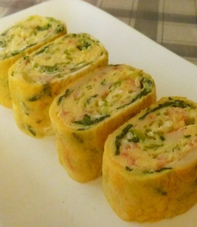 お弁当のおかず★かにかま巻き玉子焼き