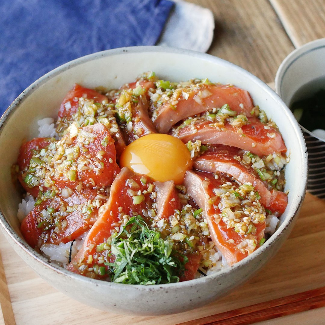 マグロ漬け丼の基本レシピからアレンジまで初心者でも簡単に作れる完全ガイドブログ兵庫県神戸三宮の海鮮丼ならどんぶり次郎