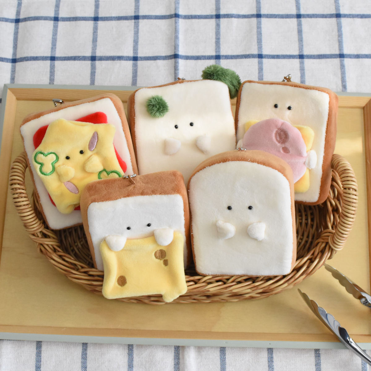 もちもち中華まん ミニ スクイーズ おままごと 4種セットの通販 by MoonMartラクマ