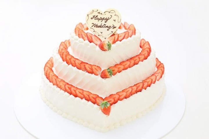 公式インスタで紹介した♡人気のウェディングケーキ15選ウェディングニュース