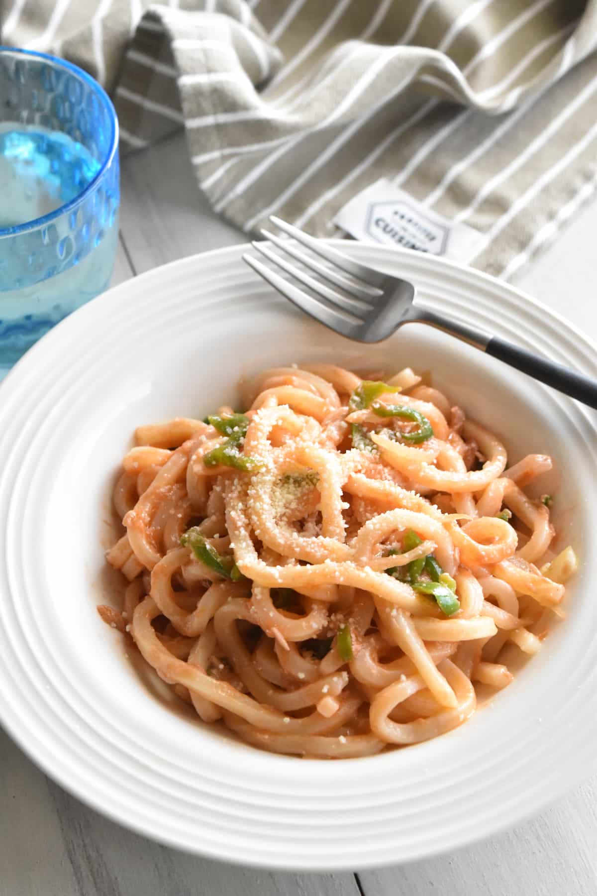 ポリ袋に入れてレンチンするだけ♪「ナポリタン風ツナうどん」レシピ