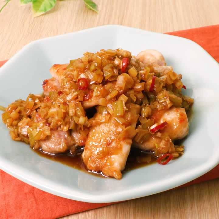 「とり肉とパプリカの黒酢炒め」の献立