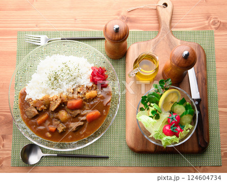 カレーライス 11012012505 の写真・イラスト素材アマナイメージズ