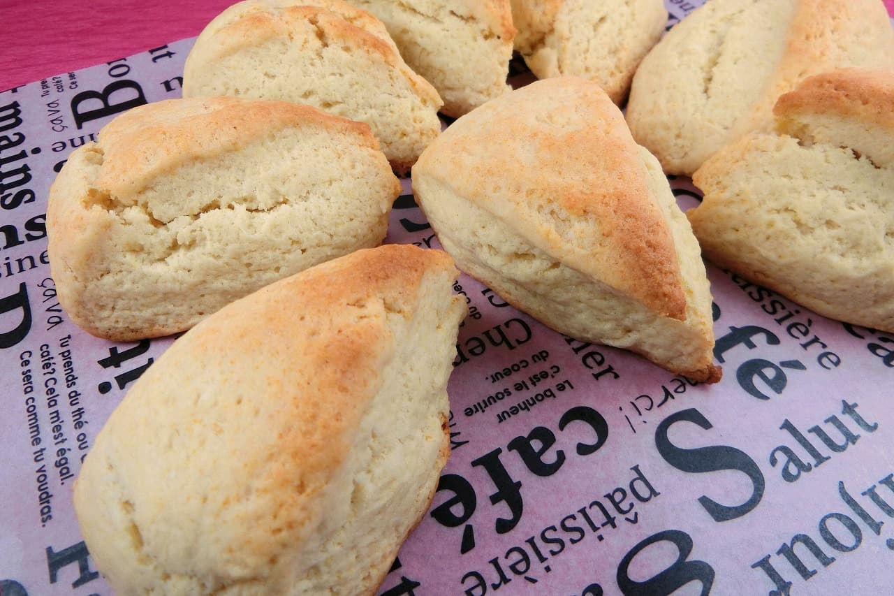 紅茶スコーンの作り方☆材料4つ!ホットケーキミックスで超簡単!トースターでも作れる♪サクサクスコーンに仕上げるコツをご紹介します☆-How tomake Tea Scones 料理研究家ゆかり