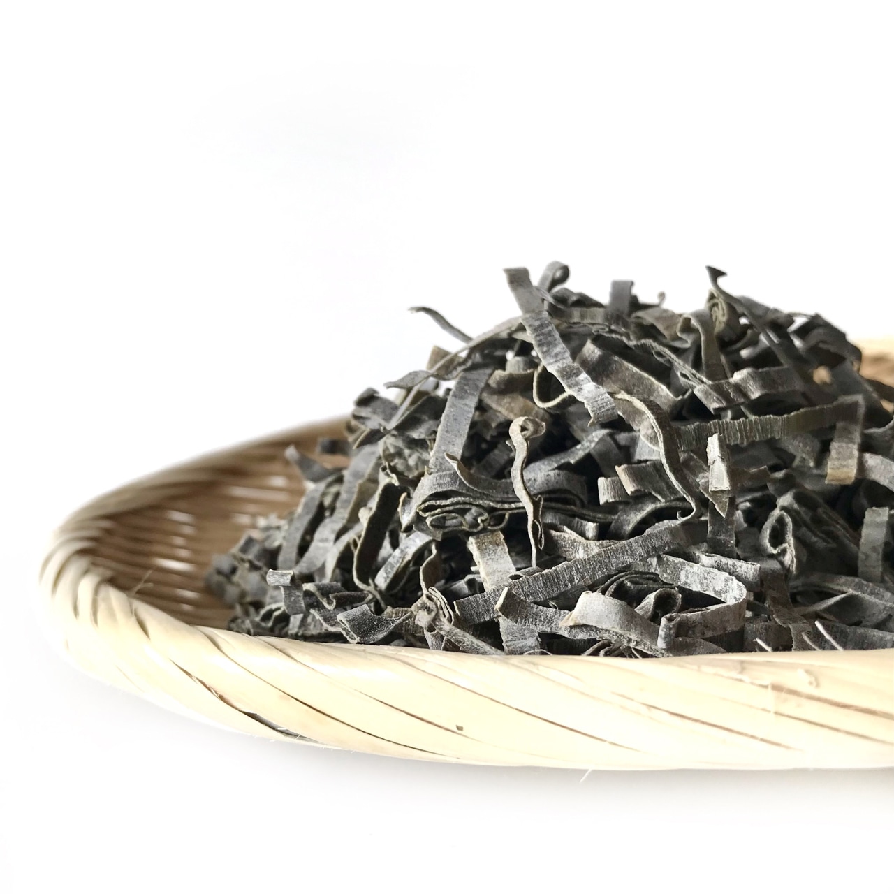 出汁をとった後の「だしがら昆布」はどうする？ - 赤ちゃんのおだしやさん