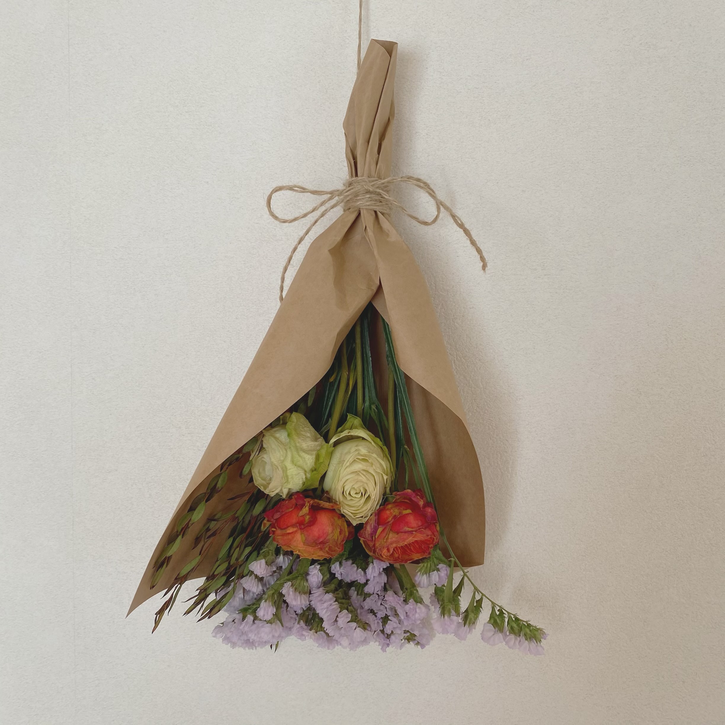 薔薇の瓶詰め』可愛い!と好評ですアメージング ドライフラワー & レジンフラワ